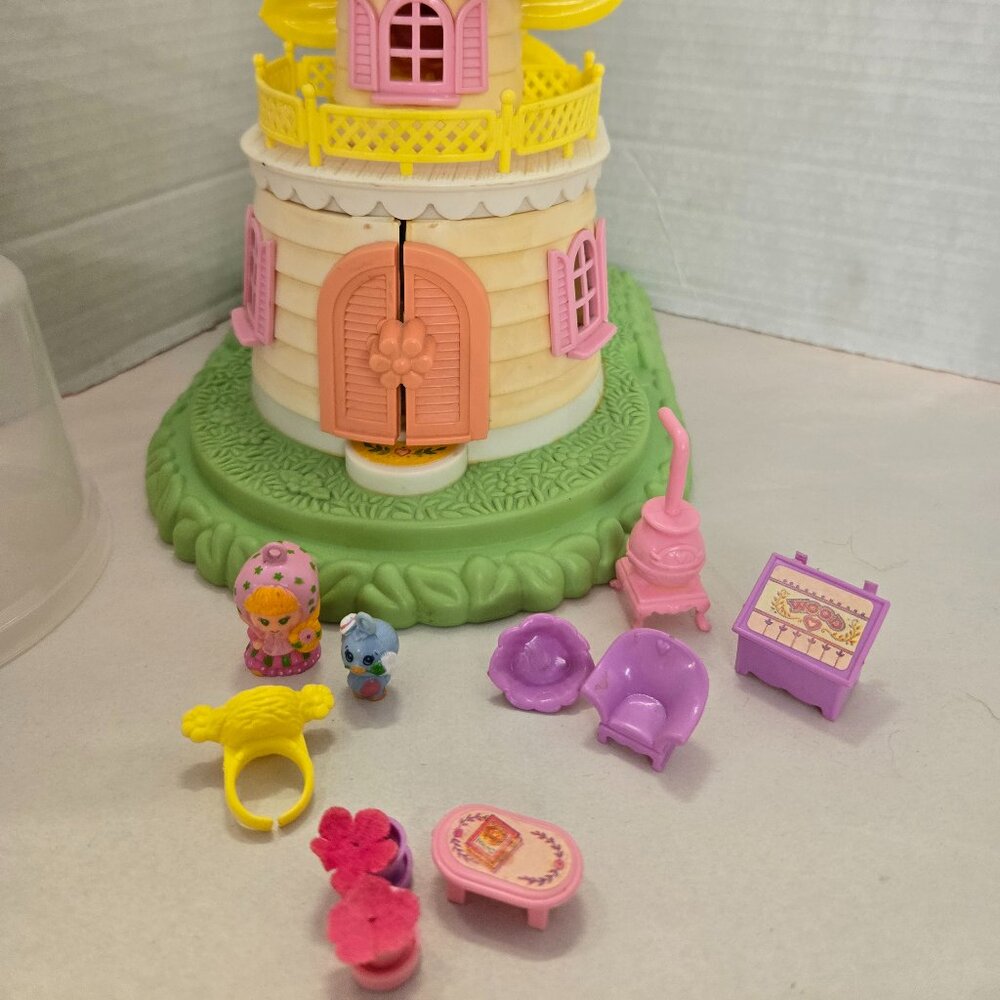 ❤ 1980s Vintage Charmkins Ring Whippoorwill House playset figures & pieces ❤ - Picture 10 of 10